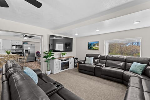 Living Room 1 | Sectional Seating & TV Area | Open Layout