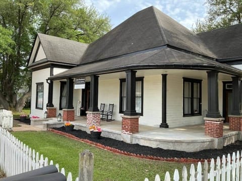 Front and porch The Jeter Farmhouse