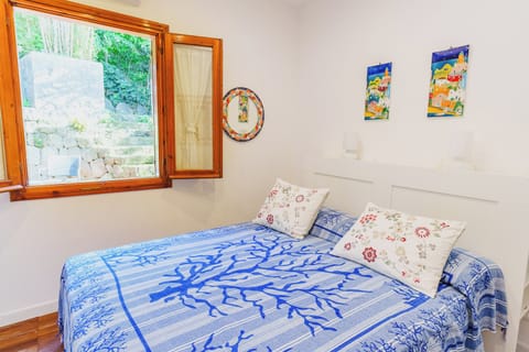 House (1 Bedroom) | 1 bedroom, bed sheets