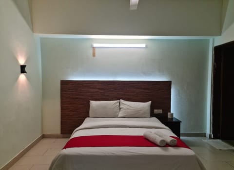 Superior Room | Laptop workspace, iron/ironing board (on request), WiFi (free)
