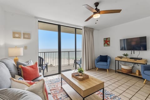 Stunning liviing room views