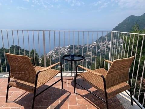 Apartment, Sea View | Property grounds
