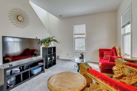 Champaign Vacation Rental | 3BR | 2BA | 1,800 Sq Ft