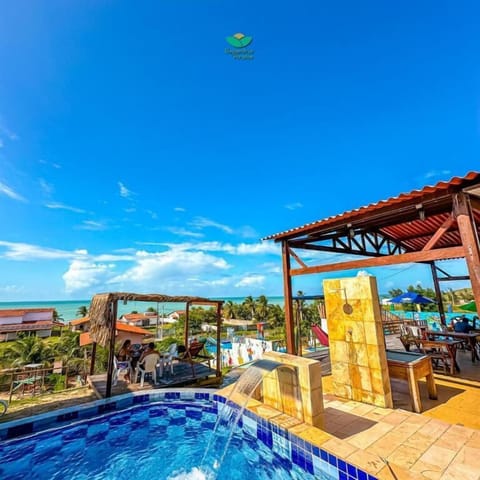 4 outdoor pools