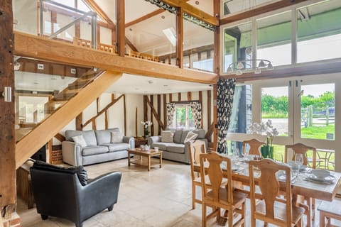 Moles Meadow, Middleton: A Suffolk countryside retreat