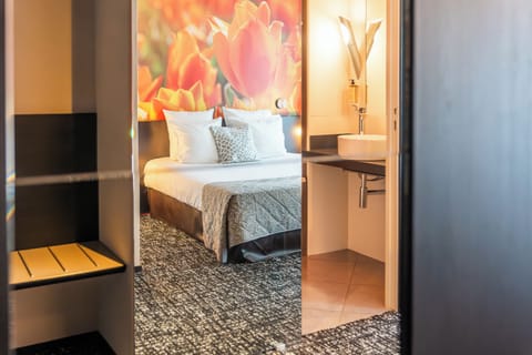 Comfort Double Room | Premium bedding, in-room safe, individually decorated