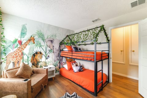 Bedroom 6 | Twin Bunk Bed | Twin Sleeper Chair | 2nd Floor