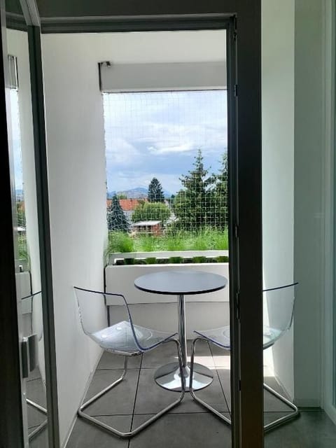 Comfort Studio, 1 Queen Bed, Balcony | Balcony