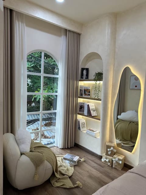 In-room safe, blackout drapes, soundproofing, iron/ironing board