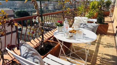 Deluxe Double Room, Balcony, City View | Outdoor dining