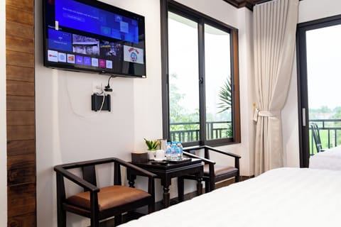 Family Quadruple Room, Balcony, City View | Desk, free WiFi
