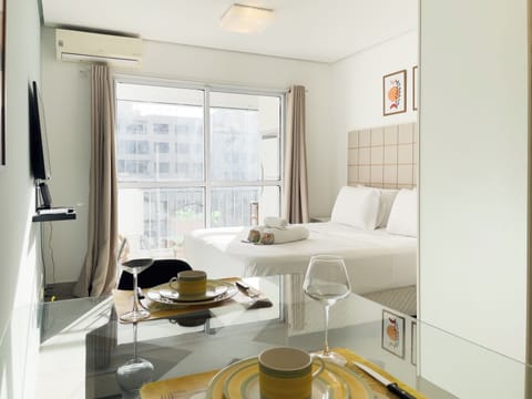 Studio | Blackout drapes, iron/ironing board, free WiFi