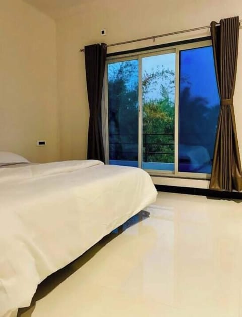 Superior Single Room, Balcony, Mountain View | Free WiFi