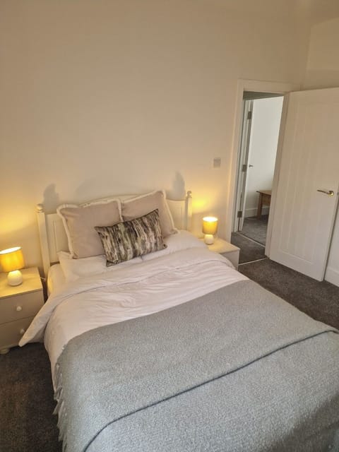Comfort House, Garden View | Iron/ironing board, free WiFi