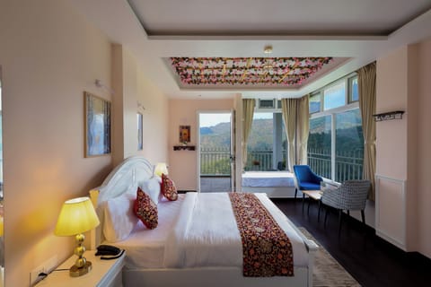 Mukteshwar View Room | Free WiFi