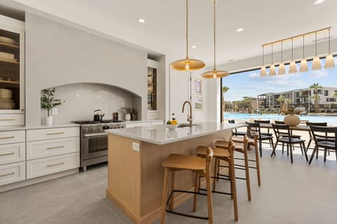 Unit B - Fully Equipped Kitchen