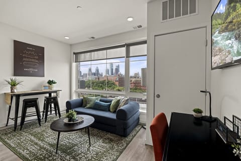Living Room - Dining Area - City View - Work Desk