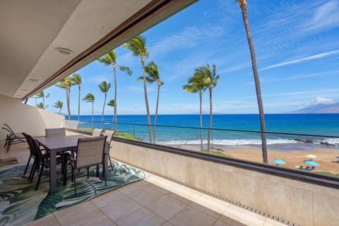 Condo, 3 Bedrooms | Outdoor dining