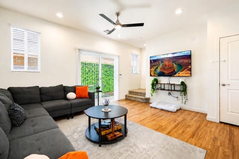 edited_livingroom