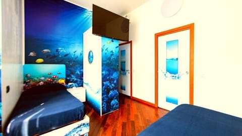 Triple Room | Soundproofing, WiFi (free)