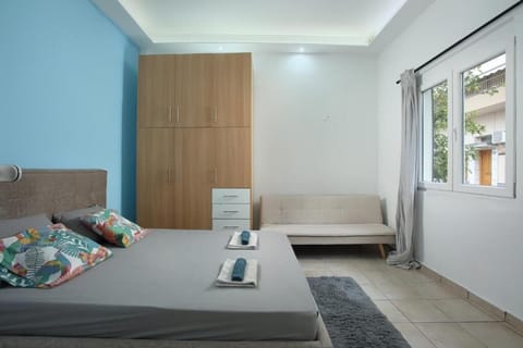 Apartment, Patio, Courtyard View | Soundproofing, iron/ironing board, free WiFi
