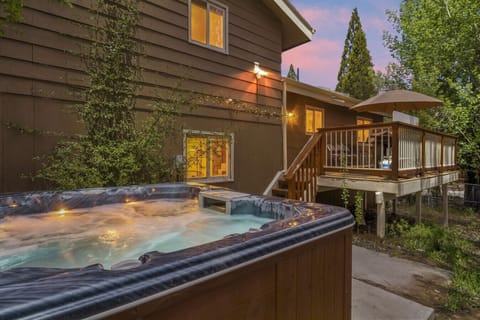 Private Hot Tub on the Deck for Relaxing Mountain Evenings