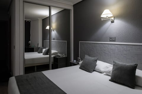 Superior Double Room | Blackout drapes, free WiFi, bed sheets