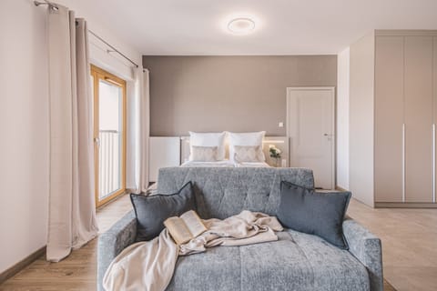 House | 1 bedroom