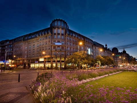 Front of property - evening/night