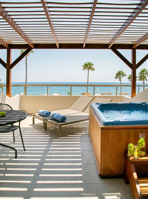 Deluxe Terrace Suite Sea View with Outdoor Whirlpool | Beach/ocean view