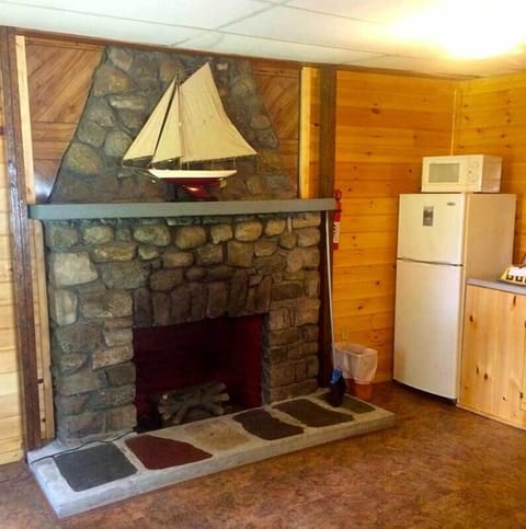 Condo | Private kitchen | Fridge, microwave, oven, stovetop