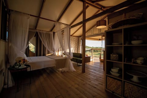 Luxury Double or Twin Room, Hill View | Interior