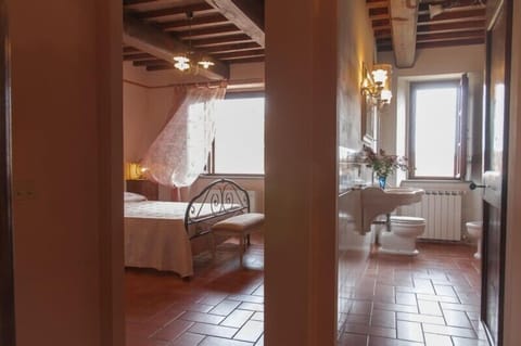 Apartment, 4 Bedrooms | 1 bedroom, premium bedding, soundproofing, free cribs/infant beds