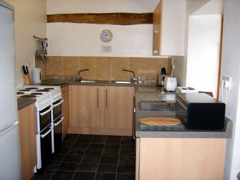 Standard House (Bunk Barn sleeps 20 - 5 bedrooms) | Private kitchen | Full-size fridge, microwave, oven, stovetop