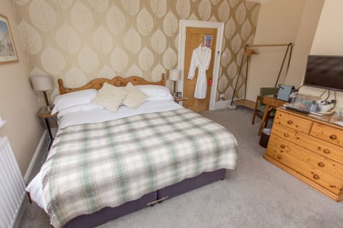 Family Room, Ensuite (Large) | Egyptian cotton sheets, individually decorated, individually furnished