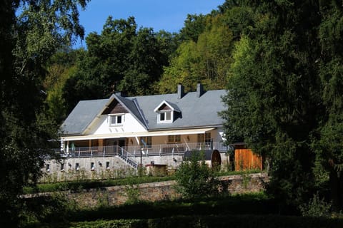 Holiday Home Exterior [summer]
