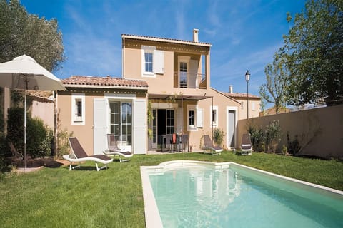 Holiday Home Swimming Pool