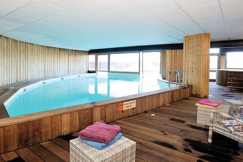 Holiday Home Swimming Pool