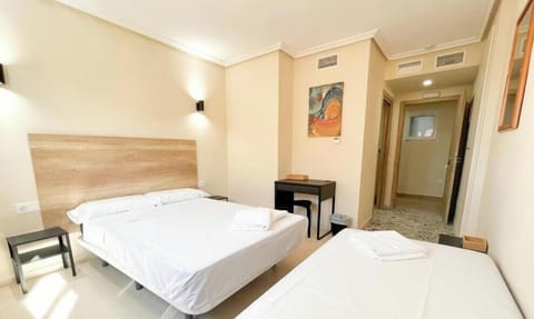 In-room safe, soundproofing, free WiFi