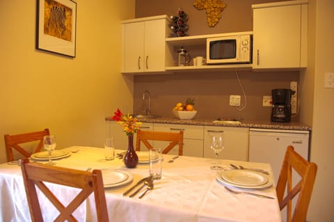 Buffalo Family Apartment | Private kitchen | Fridge, coffee/tea maker, cookware/dishes/utensils