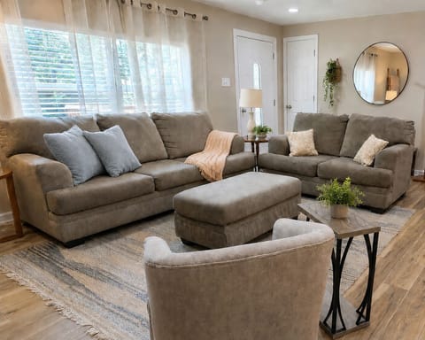 Comfortable, uncluttered and easy to settle into. Beautifully designed space with light and airy curtains layered with blinds to give you privacy, yet light when wanted. ~
