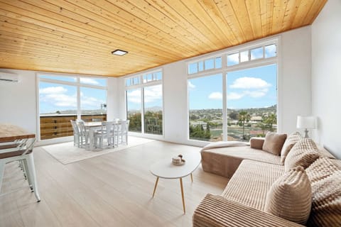 Bright open living with panoramic views ✨