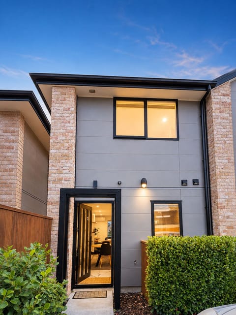 Welcome to our place, exterior with parking right outside