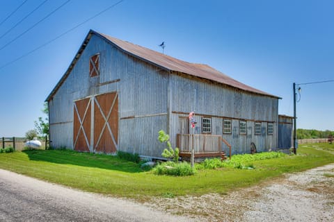 Rushville Vacation Rental | 3BR | 3BA | 2,000 Sq Ft
