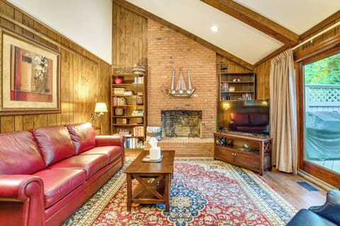 Cary Vacation Rental | 3BR | 3BA | 2,316 Sq Ft