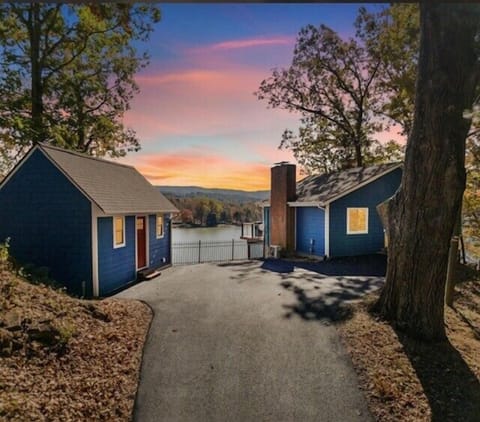 Peaceful lakefront arrival with beautiful water views.