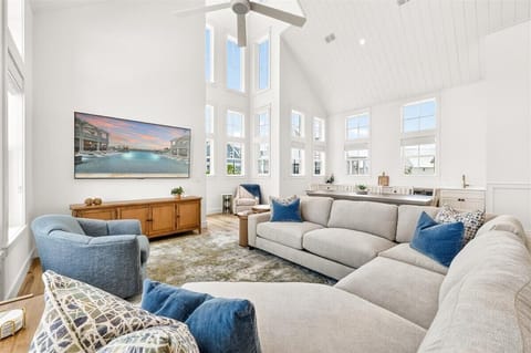 Living Room, 2nd Floor