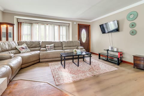 House (3 Bedrooms) | Front of property