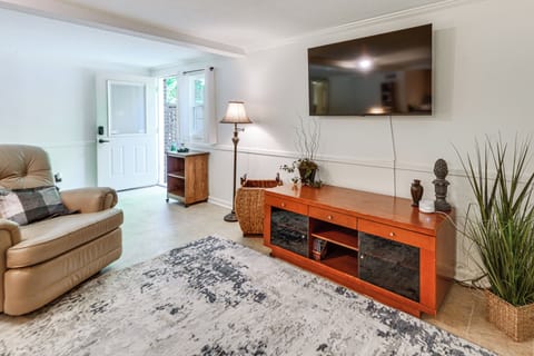 Apartment (1 Bedroom) | Interior