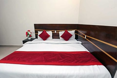 Deluxe Double Room | Free WiFi